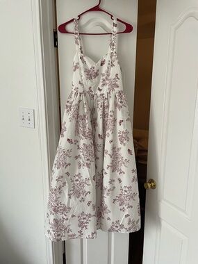 Francesca's Collections White Sundress with Mauve Floral Print